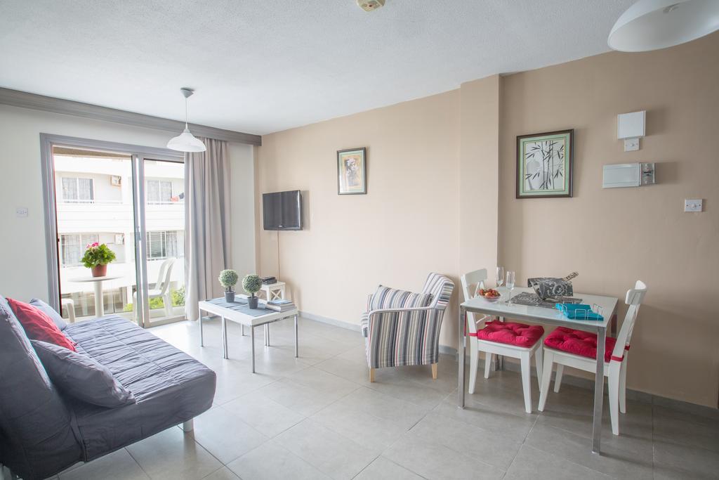 Merab Napa Suites Ayia Napa Exterior photo